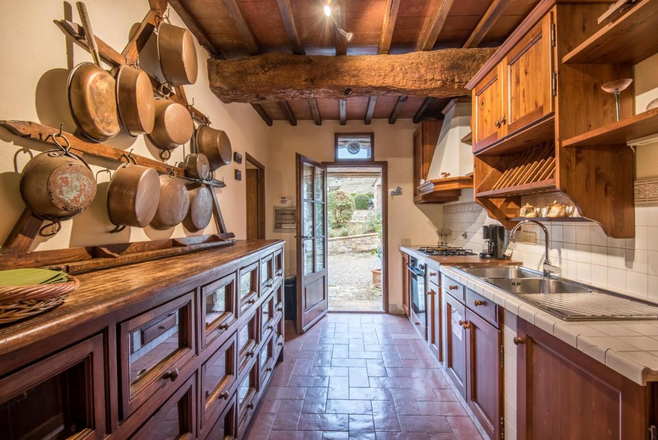 Agriturismo La Ferrozzola Castellina in Chianti Bagian luar foto