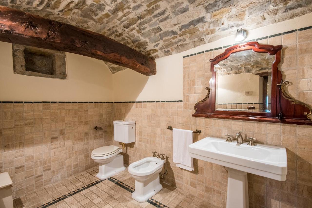 Agriturismo La Ferrozzola Castellina in Chianti Bagian luar foto
