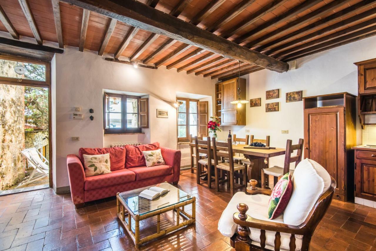 Agriturismo La Ferrozzola Castellina in Chianti Bagian luar foto