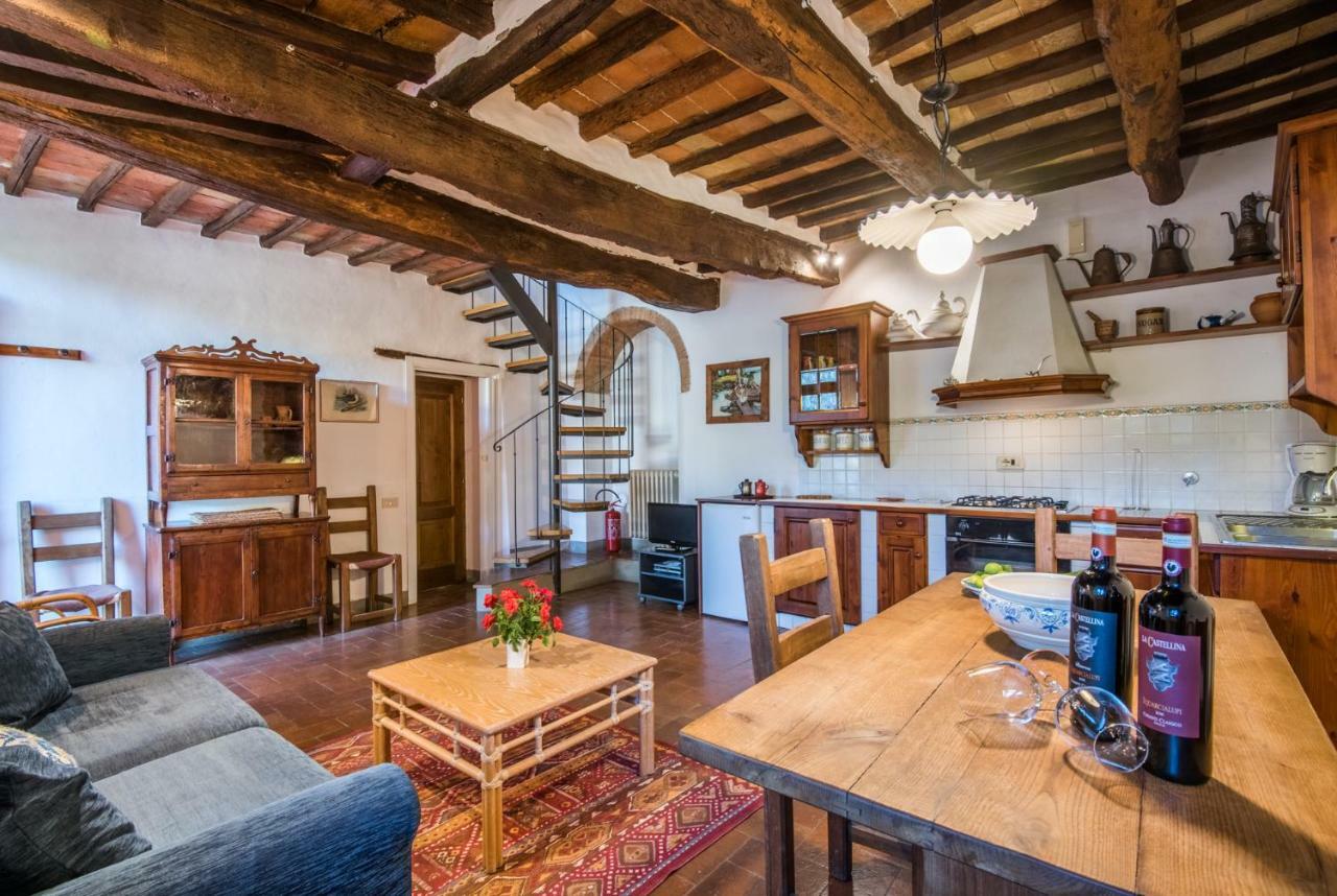 Agriturismo La Ferrozzola Castellina in Chianti Bagian luar foto